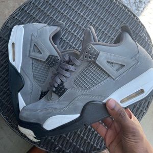 Jordan 4 Cool Grey